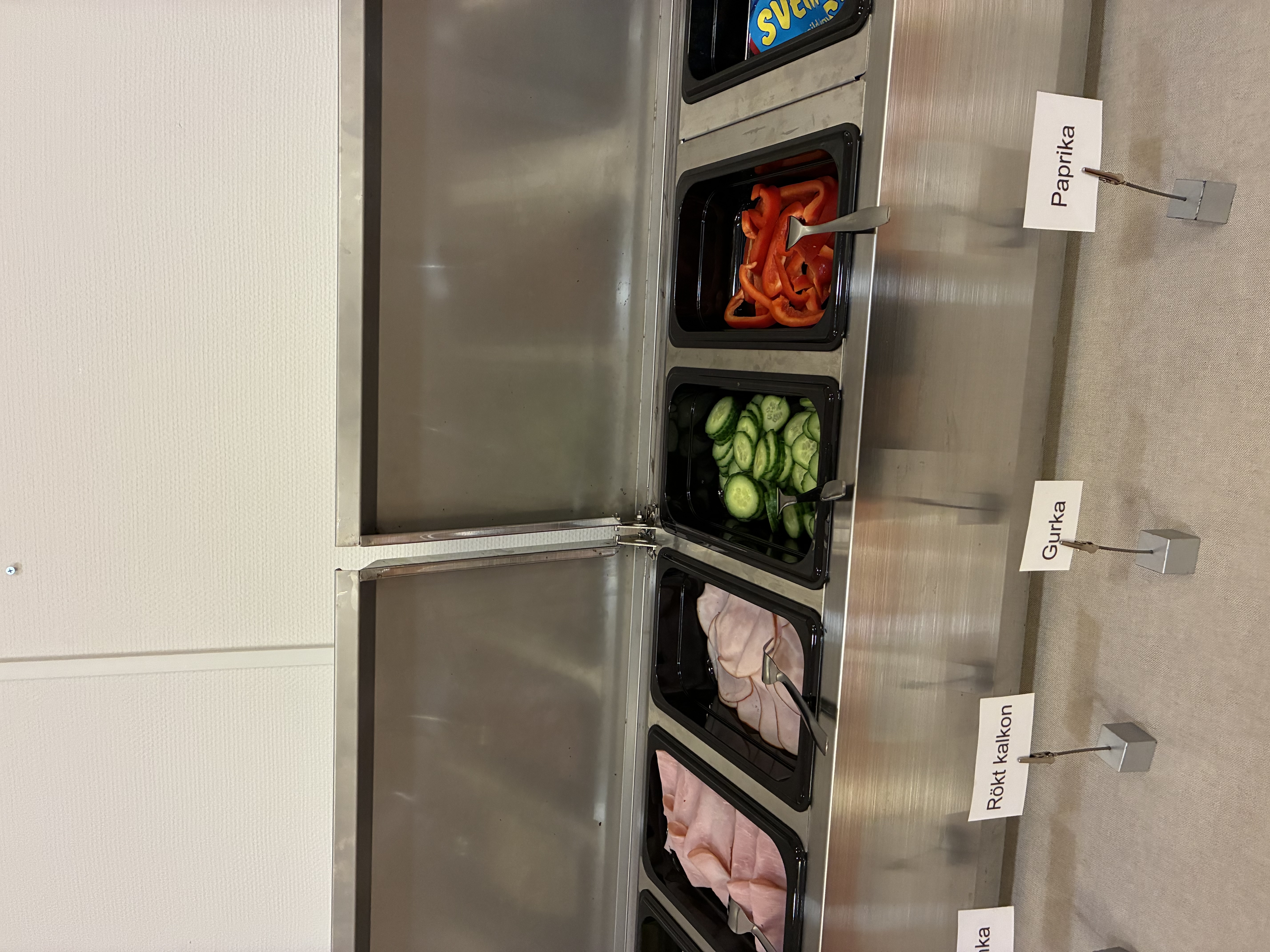 Frukostbuffé på Sports Camp